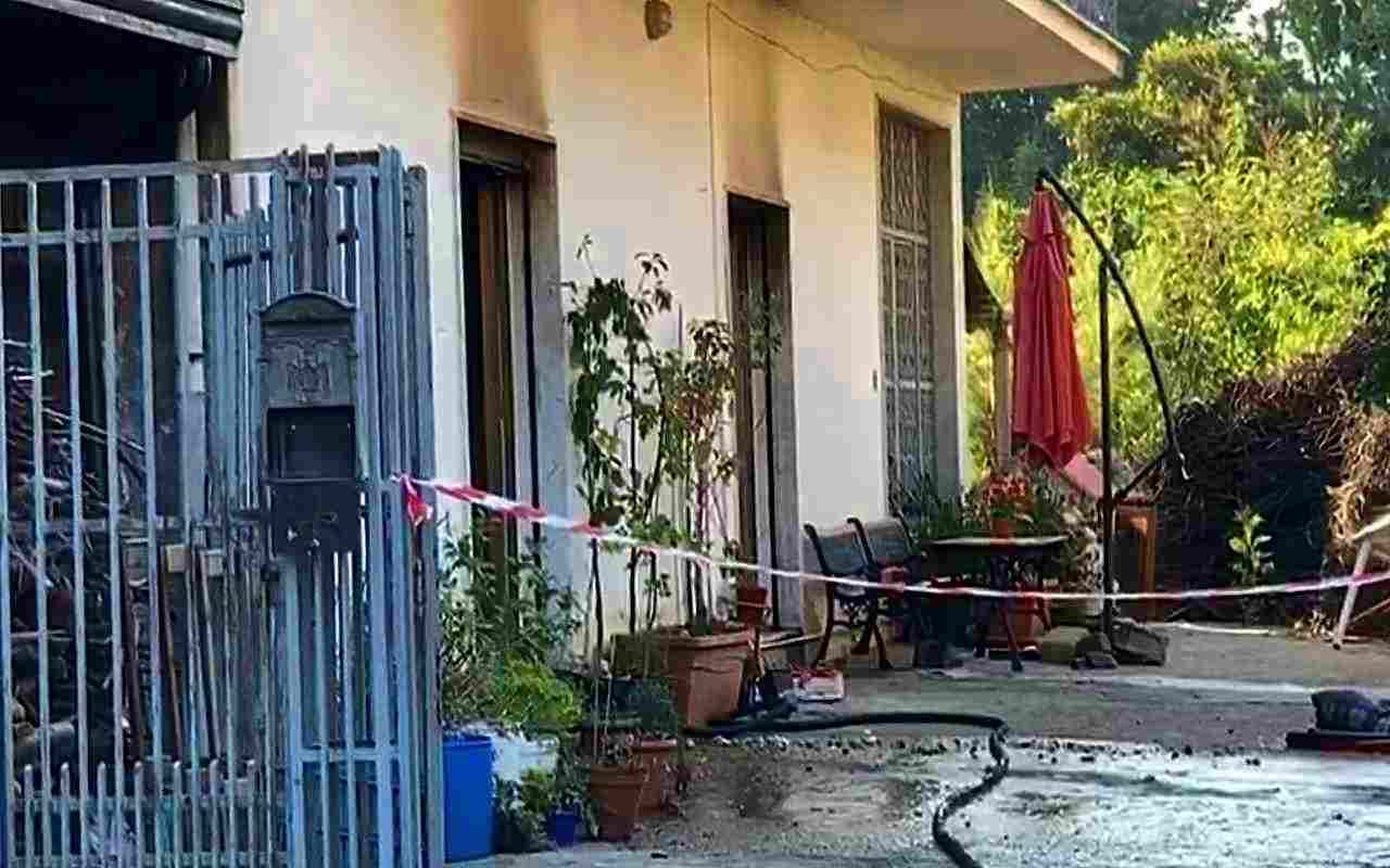 Tragedia a Benevento: salva i fratelli dall’incendio ma muore per asfissia