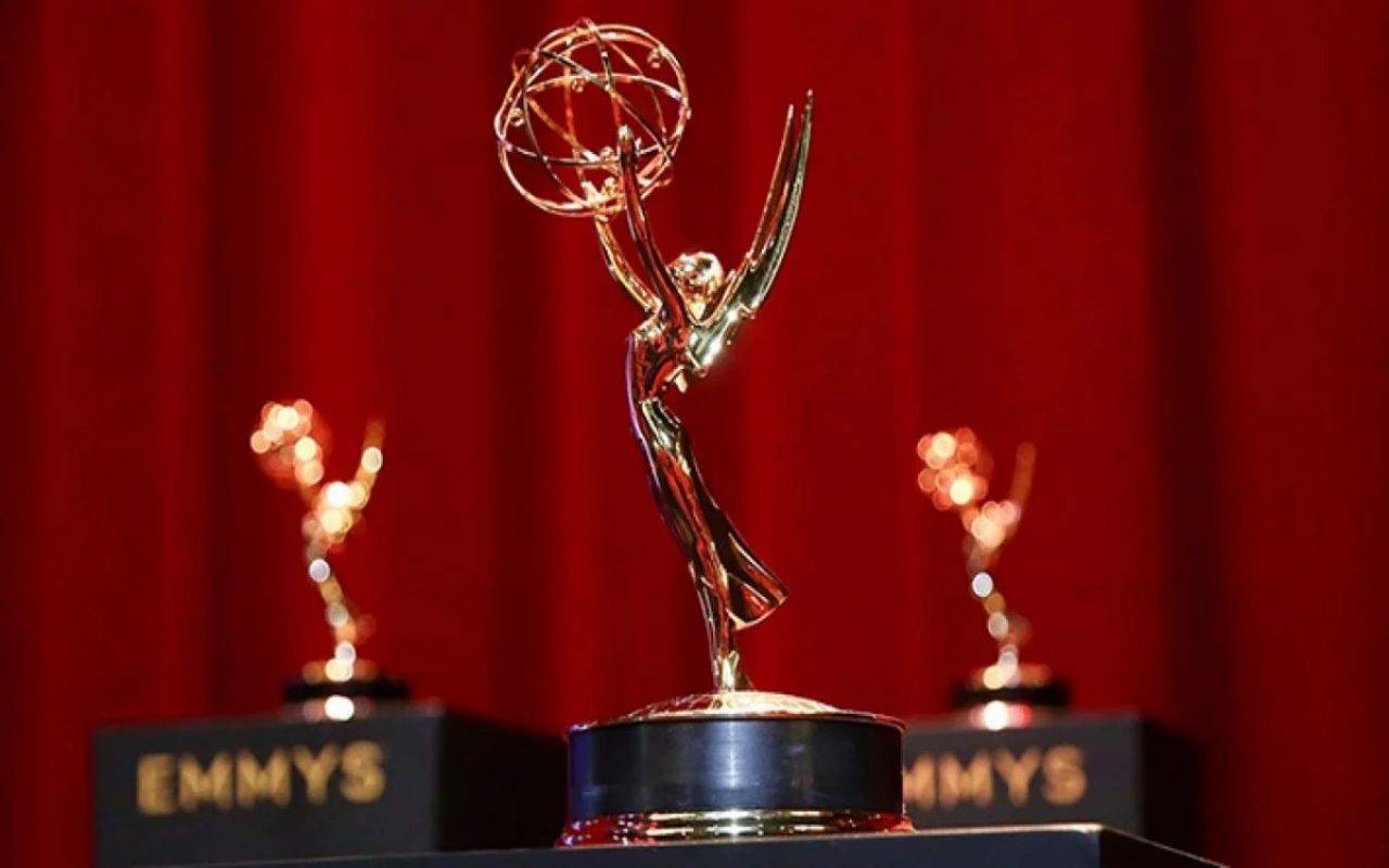 Emmy 2020, tutti i vincitori dell’edizione “casalinga” degli Oscar della Tv
