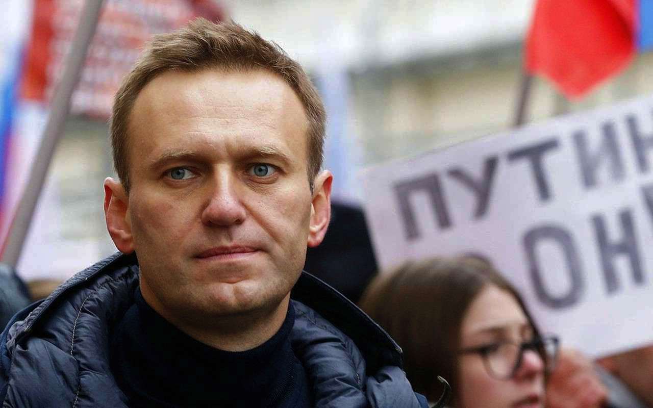 Navalny su Instagram: “Respiro da solo e mi mancate”