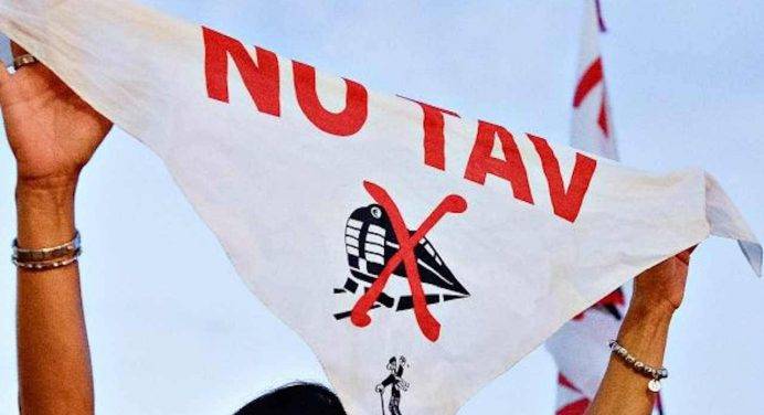 No Tav: arresti nei centri sociali Askatasuna e Neruda di Torino
