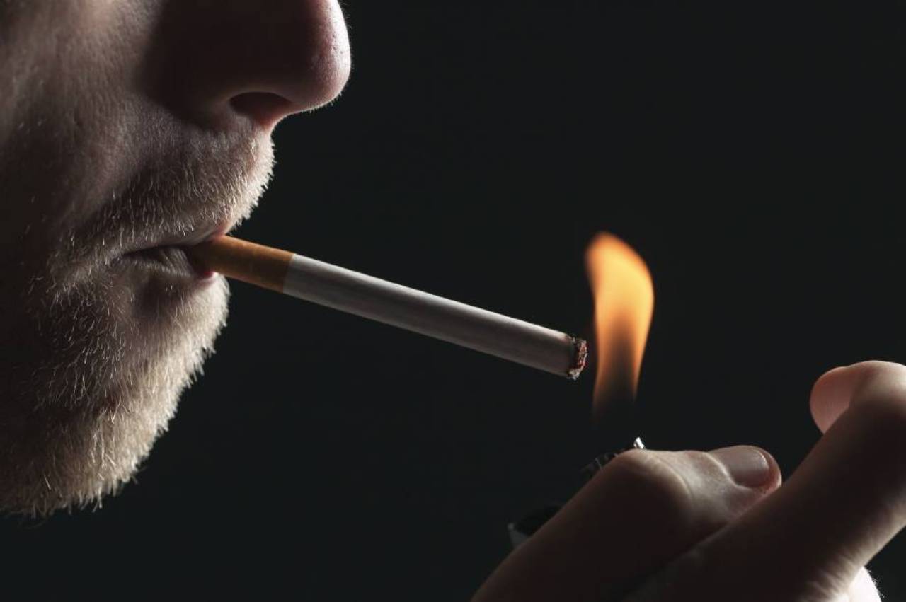 Nell’era Covid il fumo è ancora più dannoso. Ma smettere si può
