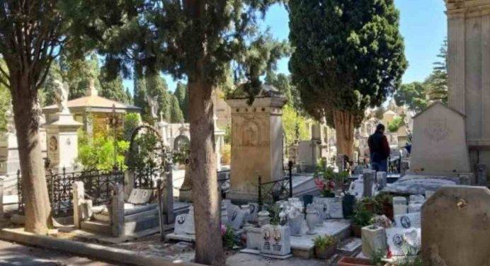 Soldi in cambio di sepolture al cimitero dei Rotoli di Palermo