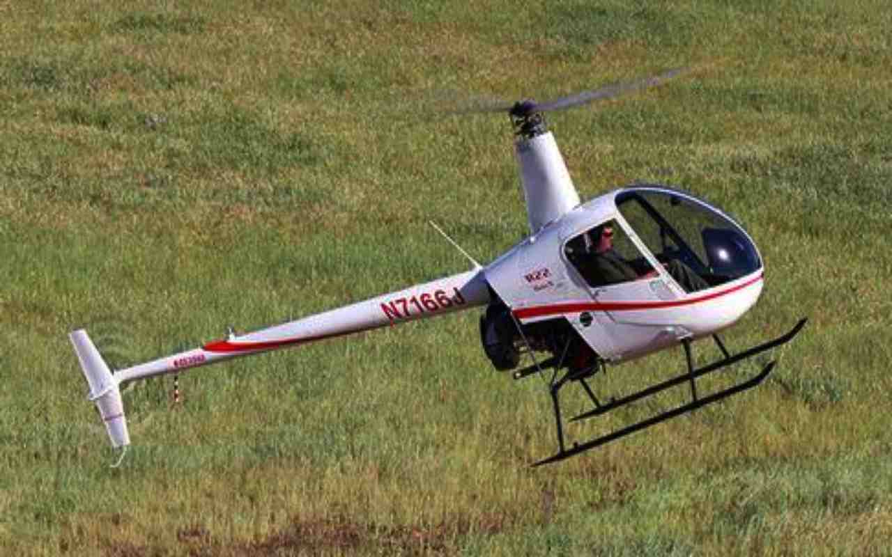 Trovato l’elicottero precipitato sopra Cervinia: soccorsi frenati dal maltempo