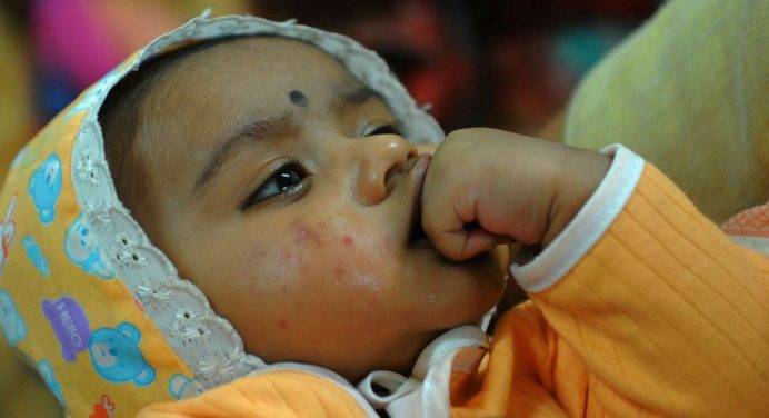 Inquinamento, morti 500.000 neonati nel mondo nel 2019