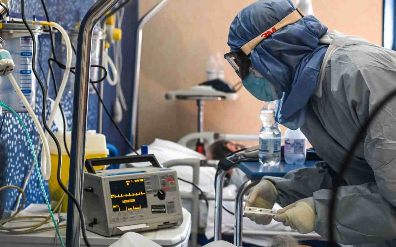 L’allarme degli anestesisti: terapie intensive a rischio