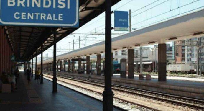Trovato un cadavere sui binari della linea Brindisi-Lecce
