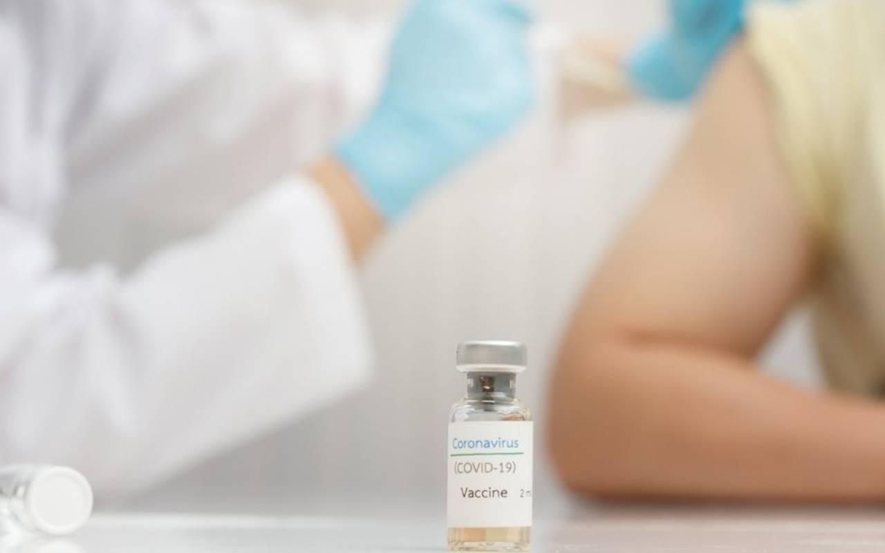 Covid, la virologa italiana del team Fauci: “Possibili due vaccini a dicembre”