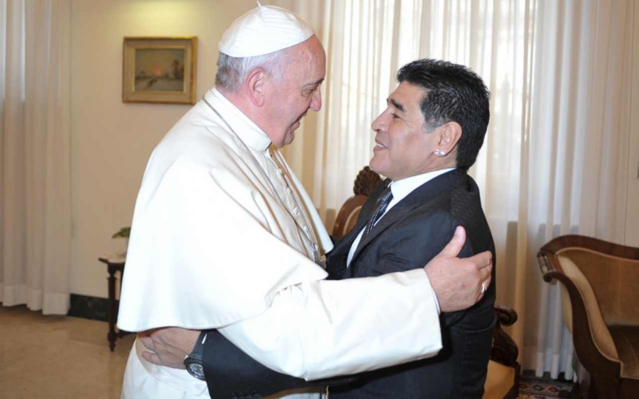 L’ultimo saluto a Diego: il ricordo di Papa Francesco