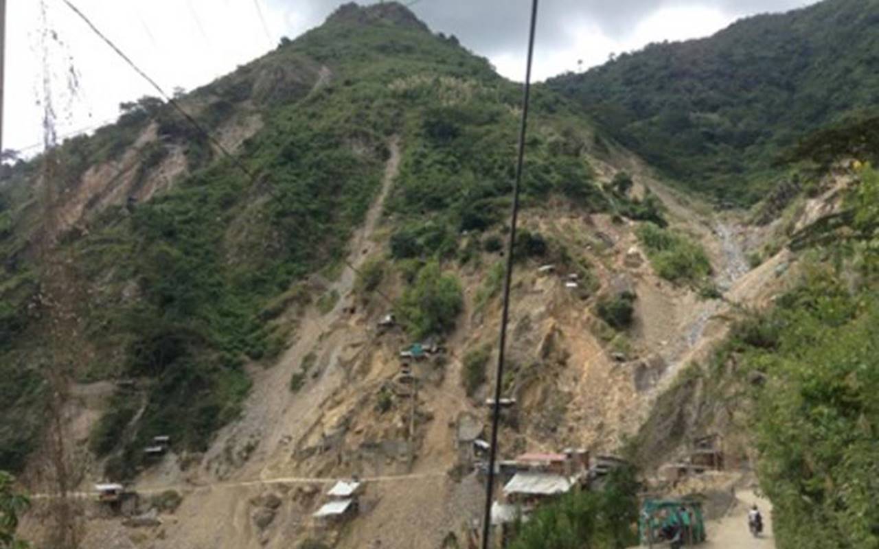 Colombia, bloccati in miniera a 180 metri di profondità: salvi 14 minatori