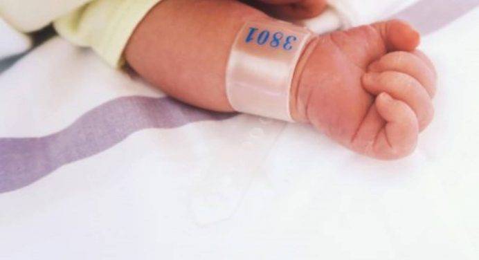Napoli: bimbo di un anno muore dopo crisi respiratoria