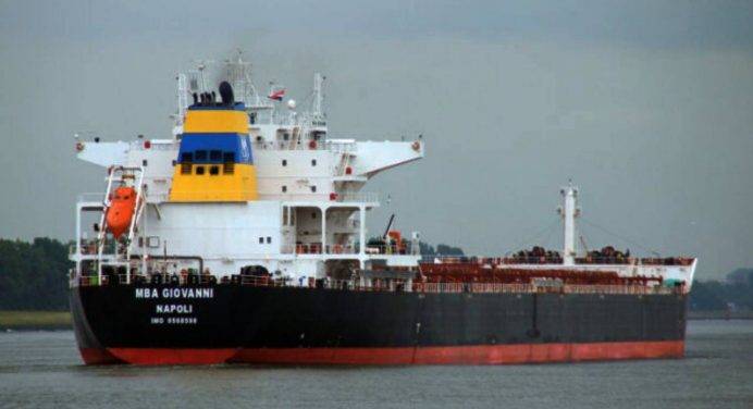 Di Maio: “La Cina ha autorizzato lo sbarco dei 13 marittimi bloccati a Huanghua”