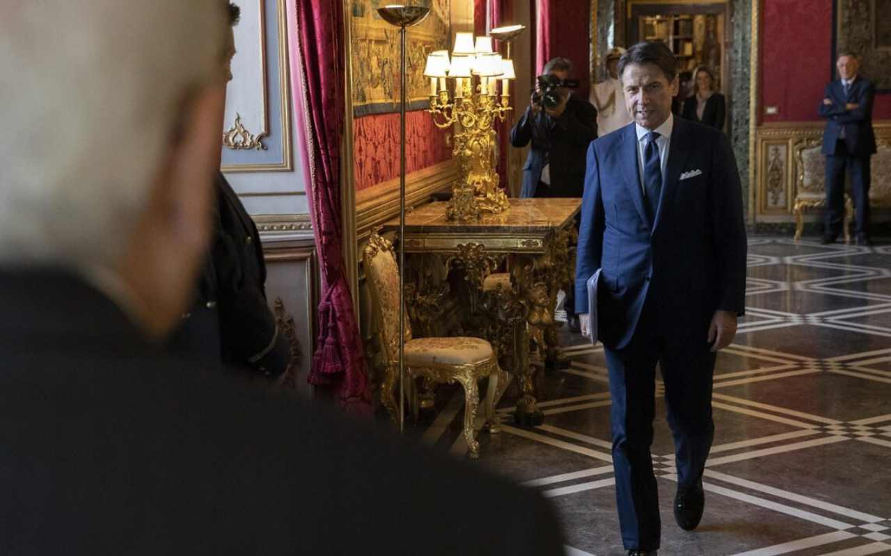 Crisi di Governo: Conte si dimette, Mattarella si riserva la decisione