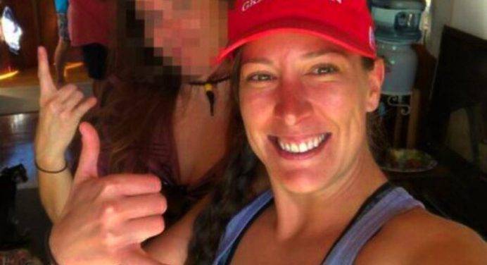 Ashli Babbit: chi è la donna uccisa dalla polizia nell’assalto a Capitol Hill