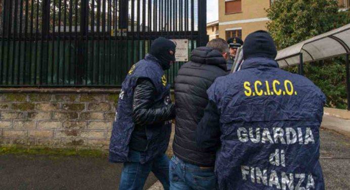 ‘Ndrangheta: decapitata la cosca Pesce, 53 arresti nel Reggino
