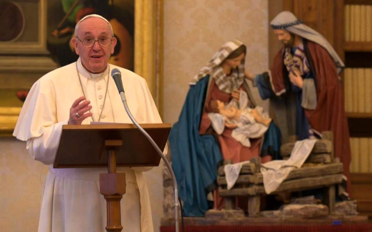Angelus, Papa: “Il 2021 sia un anno di fraterna solidarietà e di pace per tutti”