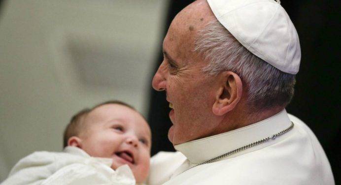 Stati Generali della Natalità, Papa: “Calo natalità impoverisce il futuro di tutti”