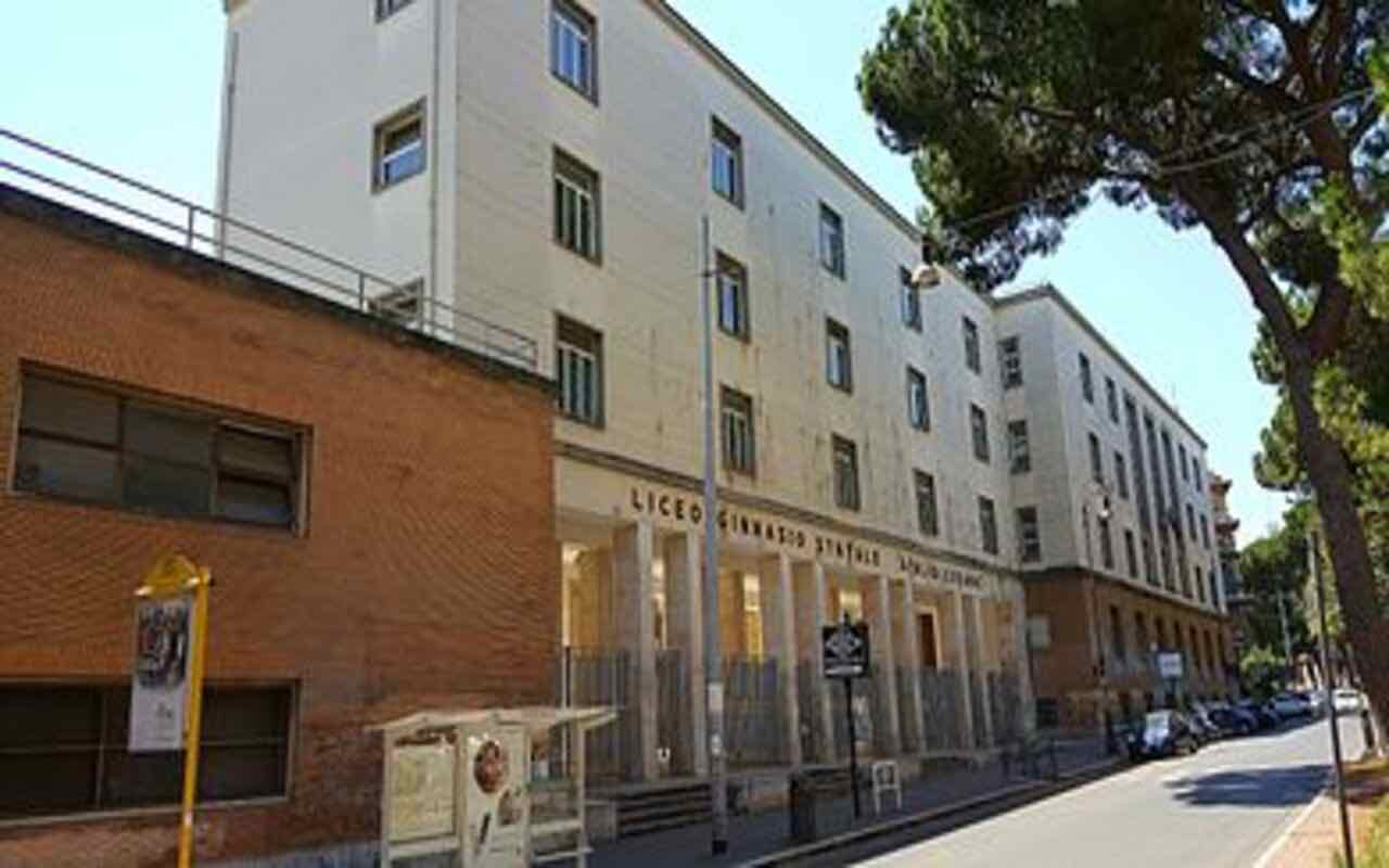 Liceo Giulio Cesare di Roma, fonte Wikipedia