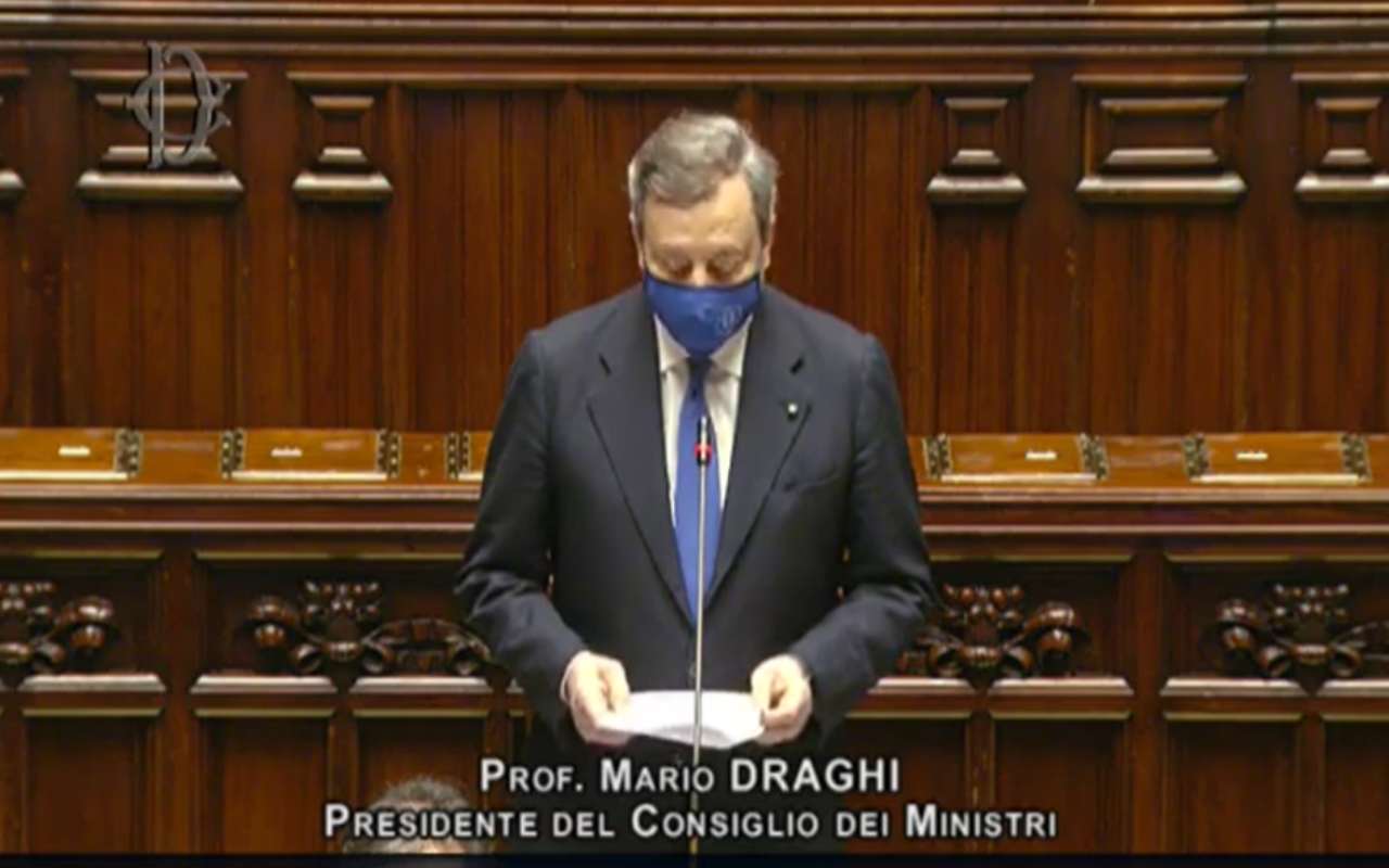 La replica di Draghi alla Camera: “L’Italia merita sostegno”