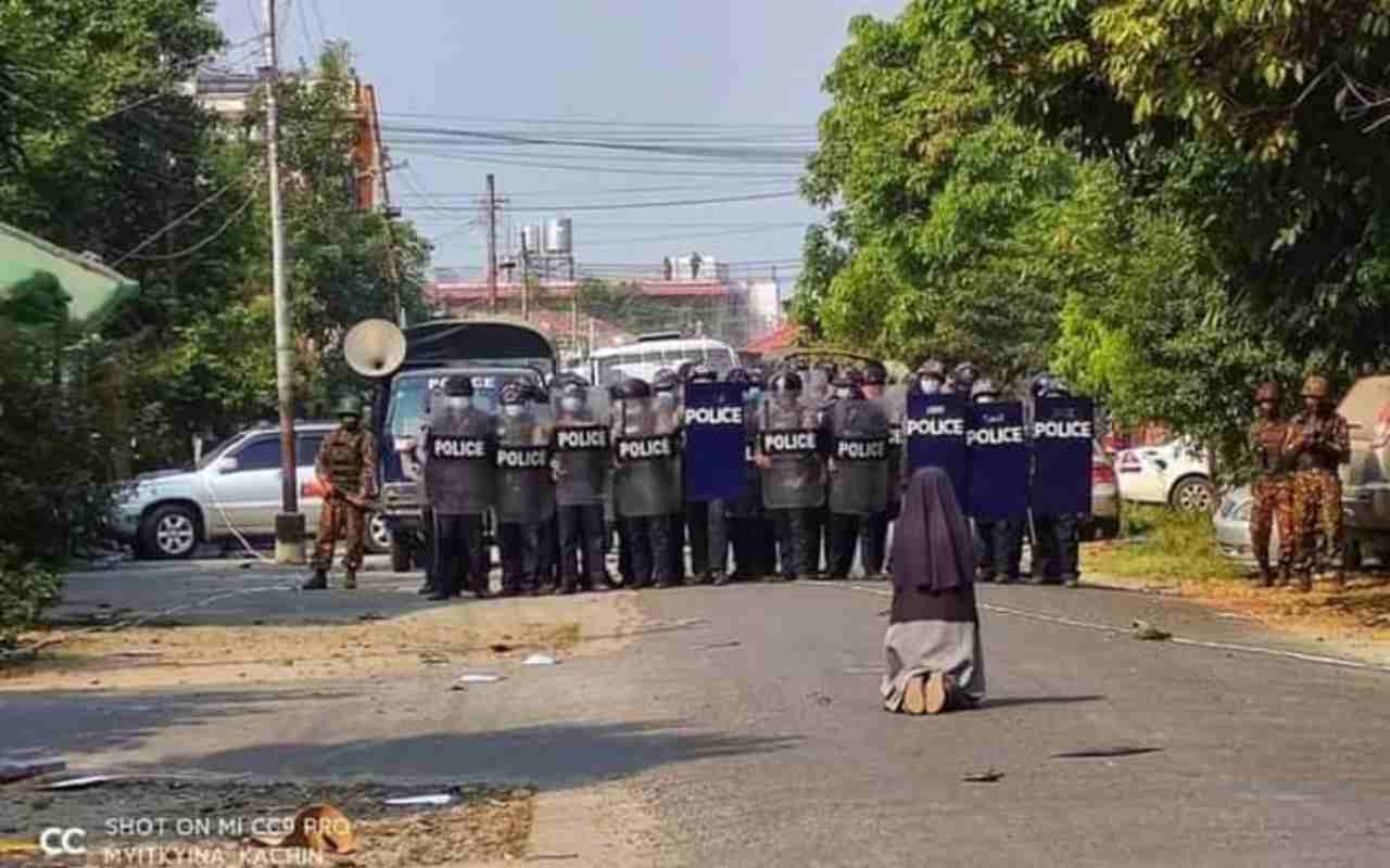 Myanmar, padre Cervellera: “I cristiani chiedono la fine della dittatura militare”
