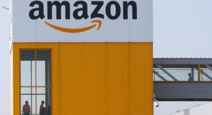 Oggi maxi sciopero dei dipendenti Amazon: è il primo in tutta Italia