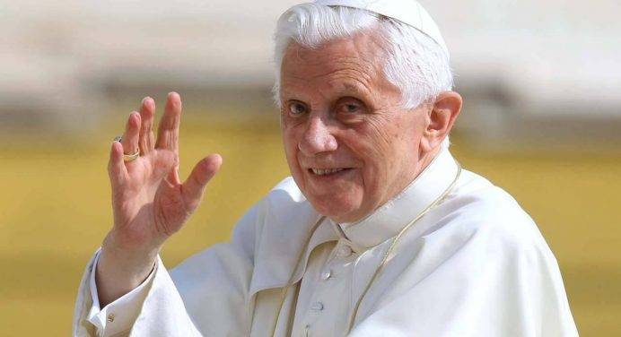 “Sono qui”: uomo d’azione e di pensiero. Così Benedetto XVI ha cambiato per sempre il pontificato
