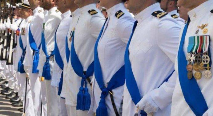 Arrestato per spionaggio ufficiale della marina militare italiana