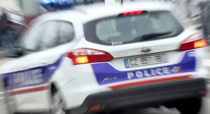 Uomo armato tenta di penetrare nella scuola ebraica Yavné di Marsiglia