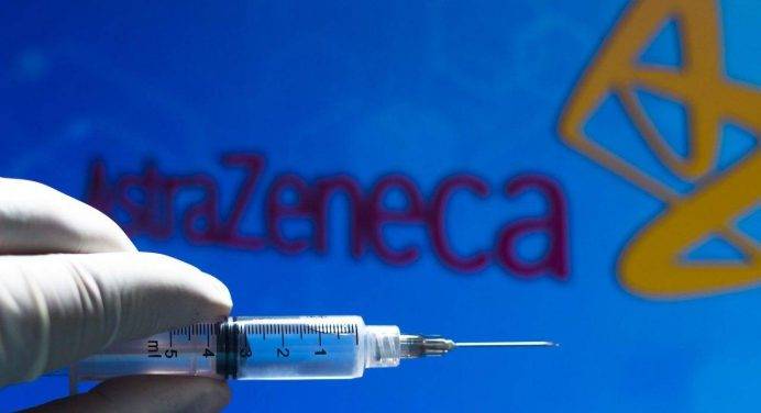 Vaccini: L’Ue chiede maxi risarcimento ad Astrazeneca