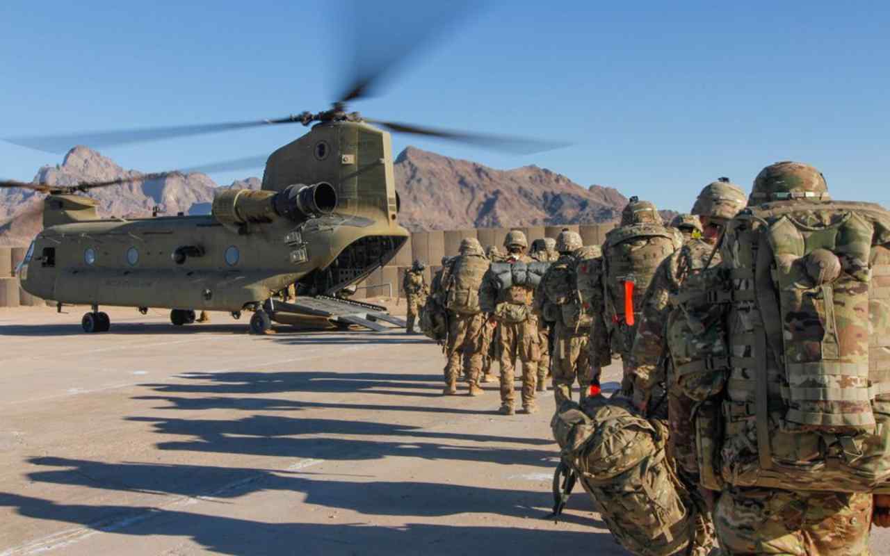 Le truppe Nato lasceranno l’Afghanistan entro l’11 settembre. Di Maio: “Decisione epocale”