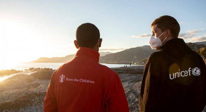 L’impegno di Save The Children e Unicef per la tutela e la protezione dei minori migranti