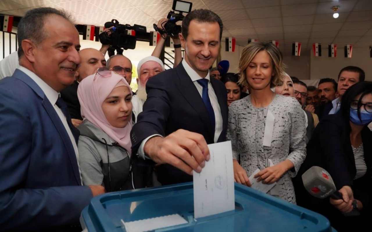 Elezioni presidenziali in Siria: aperti i seggi, scontata la vittoria di Assad