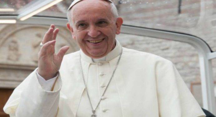Papa Francesco: “La Chiesa in crisi perché è viva”