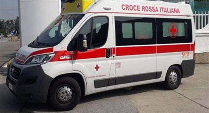 Incidente a Milano, nonna investita mentre accompagna il nipote a scuola