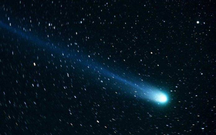 Questo è l'Inizio della Fine - Pagina 2 Nuova-cometa-696x435