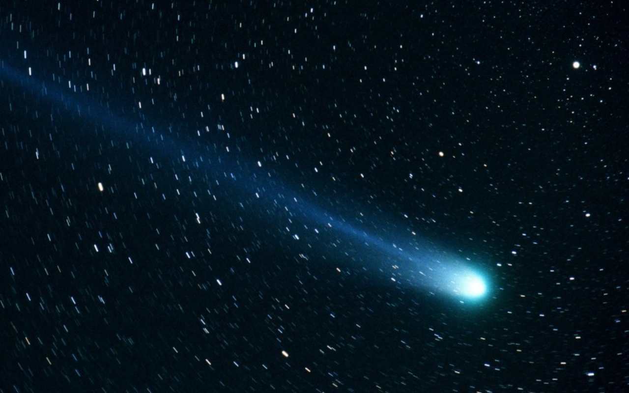 Scoperta una nuova cometa: ecco quando saluterà la Terra