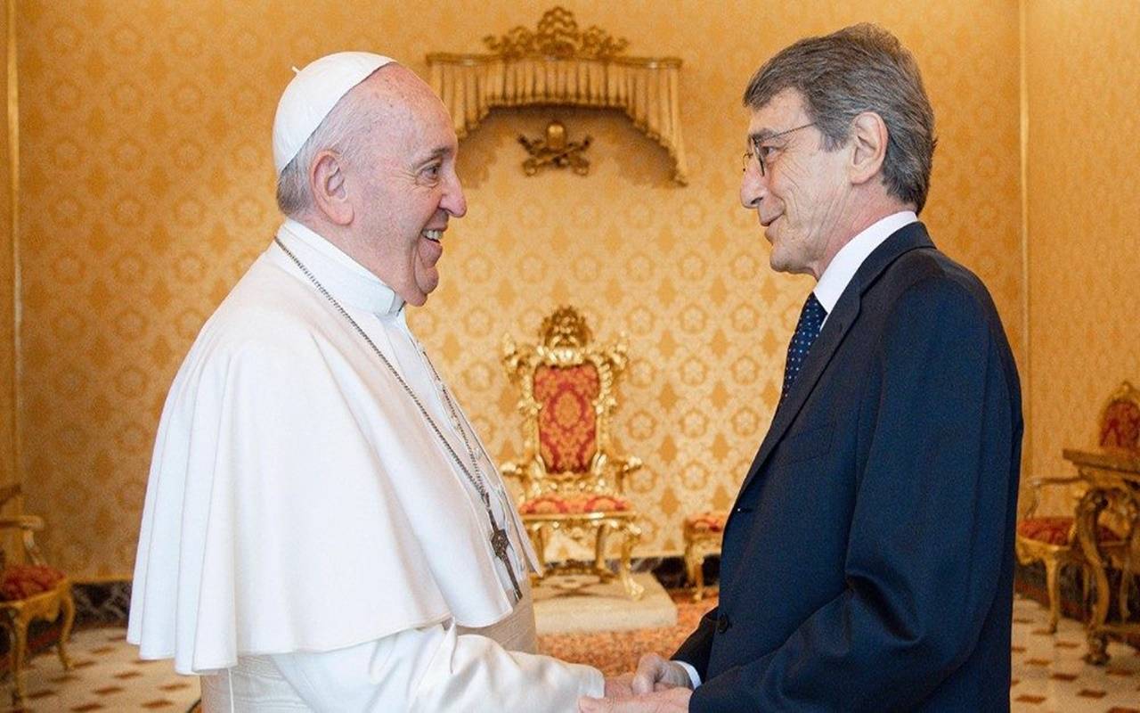 Incontro Sassoli-papa Francesco: “Difesa della persone come misura per tutte le cose”