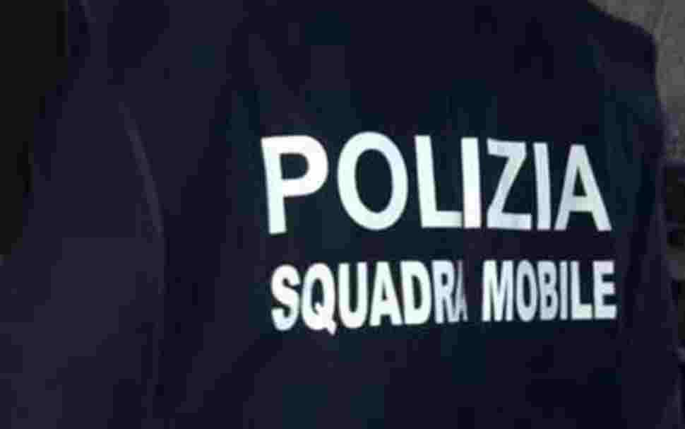 Baby gang di Rapinatori a Rimini: un ragazzino ferisce un poliziotto