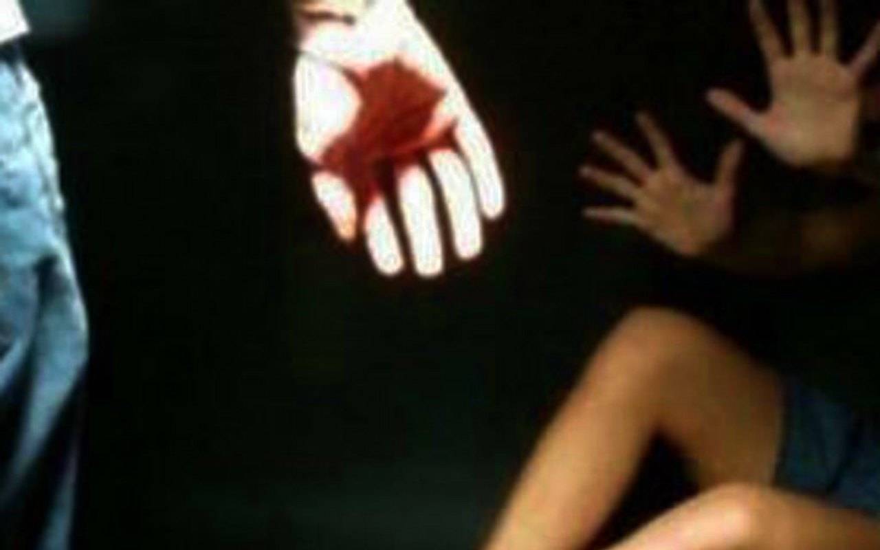 Violenza sessuale su 13enne a Foggia: vittima stordita con la droga