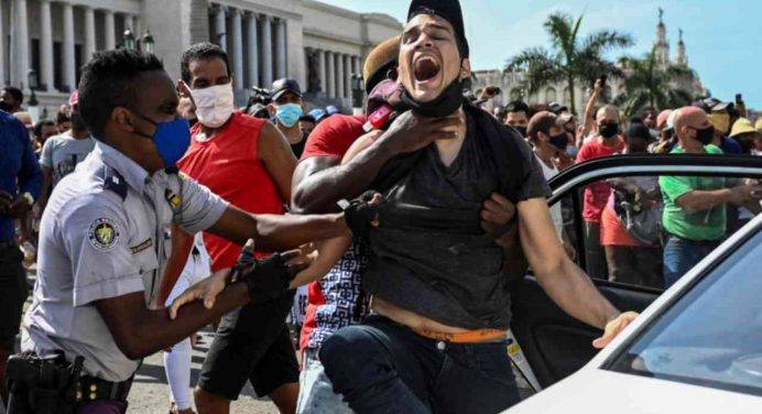 Pronte nuove sanzioni Usa per la repressione delle proteste a Cuba