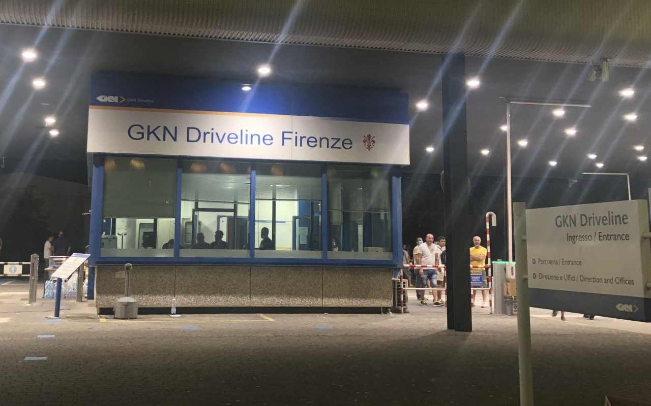 Firenze: 422 dipendenti licenziati con una mail