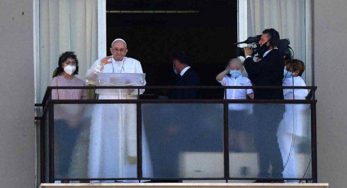 Il Papa rimane ricoverato. Bruni: “Contento per vittorie Italia e Argentina”