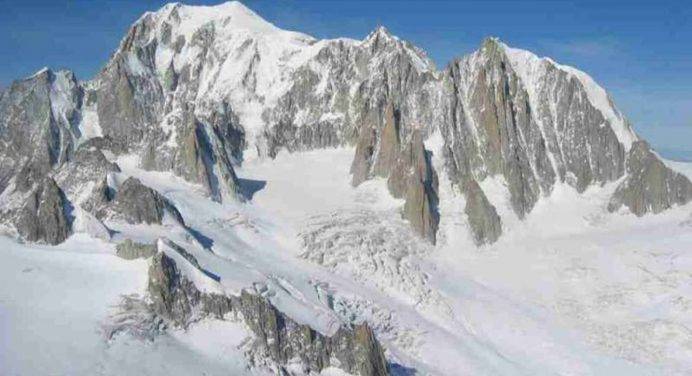 Alpinista muore per una caduta lungo in sentiero in Valle d’Aosta