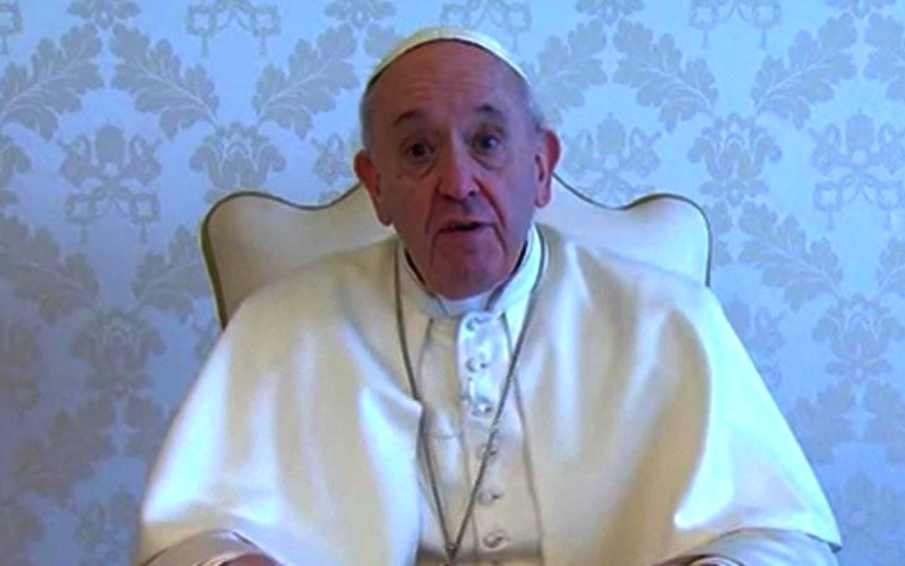 Papa: “Il comandamento ‘non uccidere’ si riferisce sia all’innocente che al colpevole”