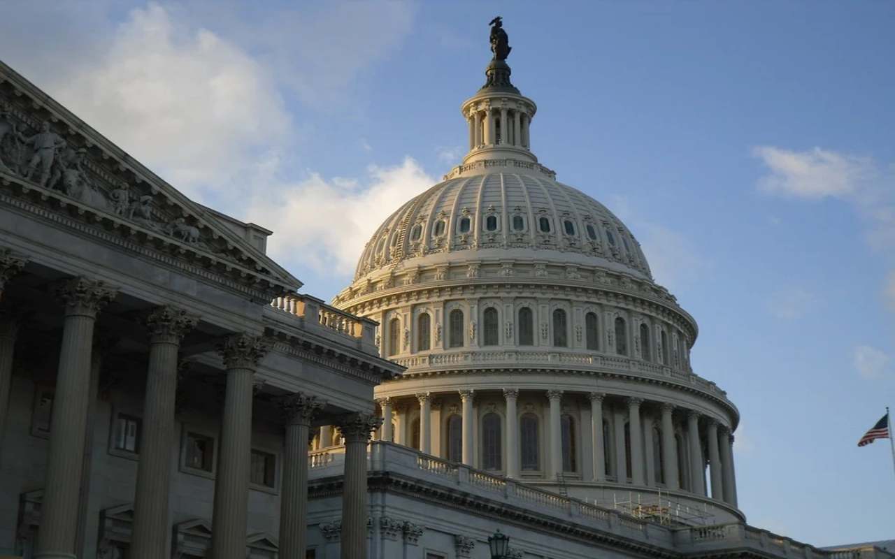 USA, il Congresso approva la misura che evita lo shutdown