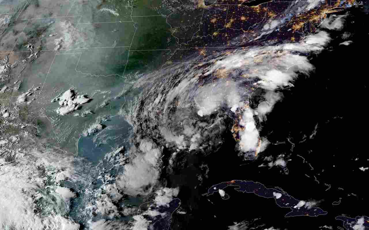 In Florida arriva la tempesta Mindy. Biden: “Clima minaccia esistenziale, agire subito”