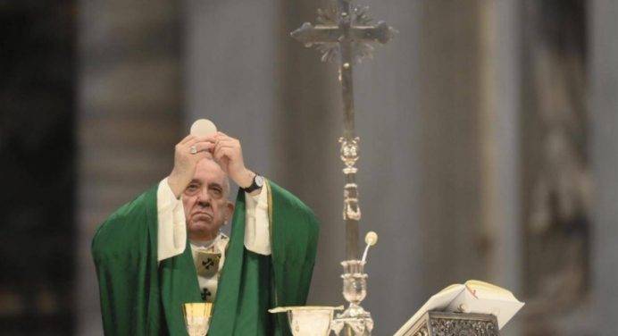 Papa Francesco: “Nelle sofferenze dei poveri organizziamo la speranza”