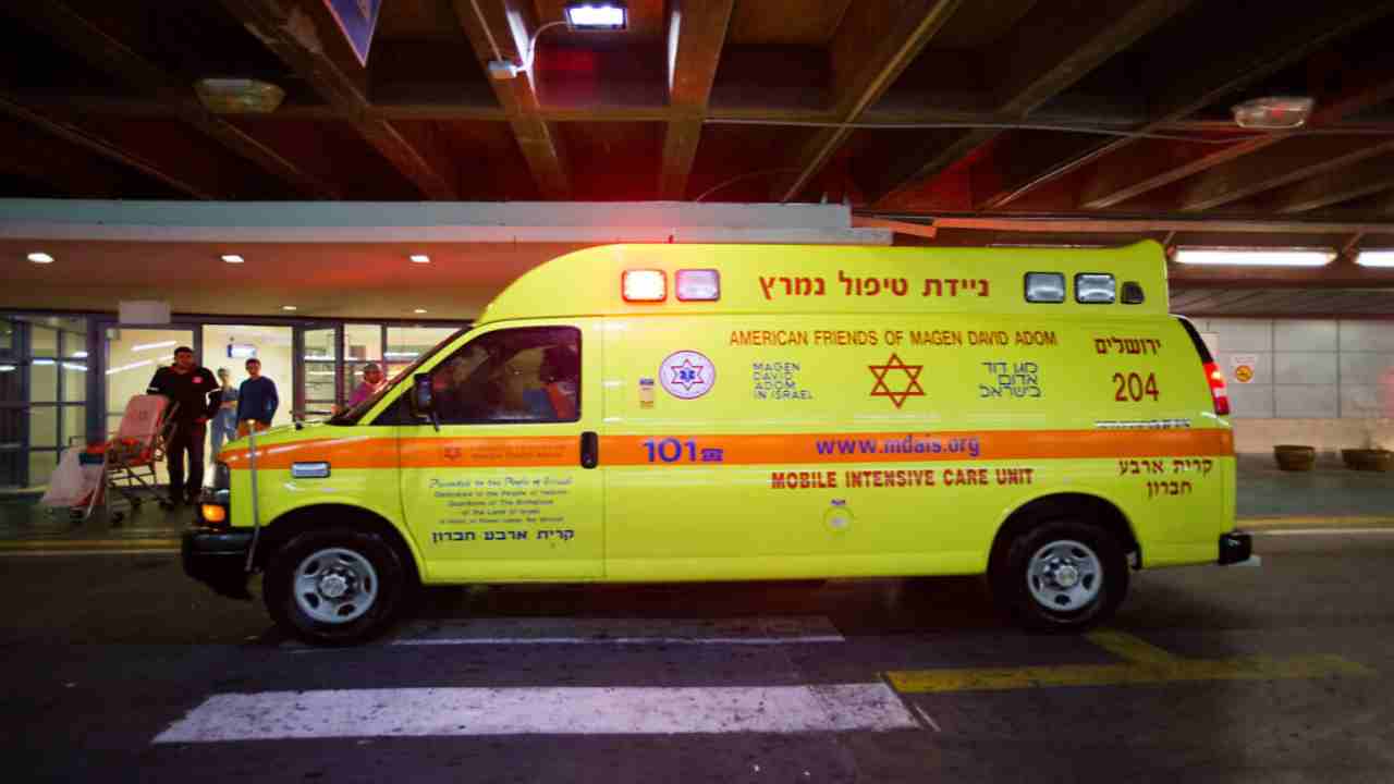 Almeno due vittime in un attentato a Tel Aviv