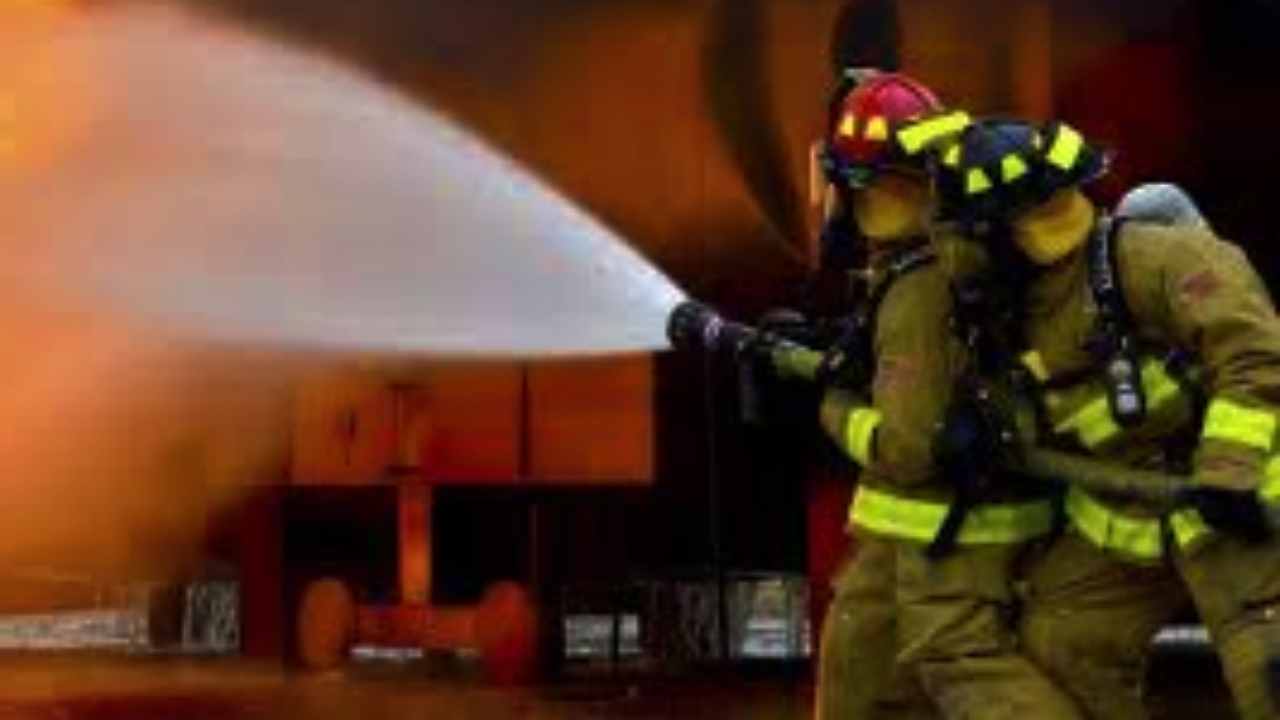 Spagna, incendio in una casa di riposo: almeno 5 morti e 11 intossicati