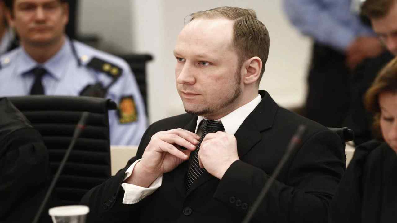 Anders Breivik resta in carcere