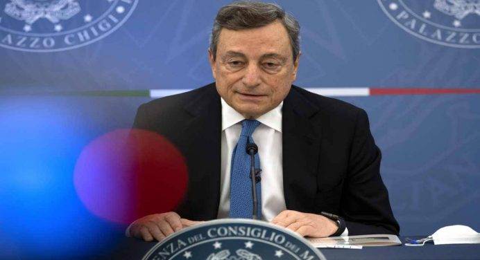 Draghi: “Intervento entro fine luglio per mitigare l’aumento del prezzo dell’energia”